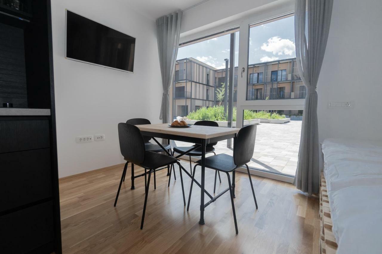 Pearl Bled Hotell Exteriör bild