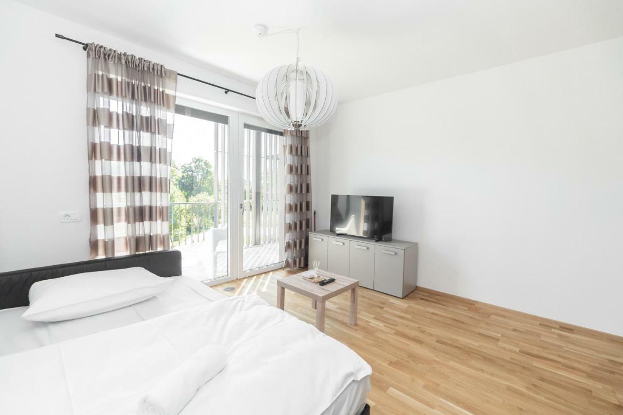 Pearl Bled Hotell Exteriör bild